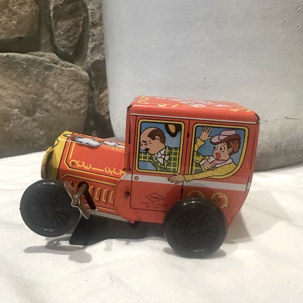 Clippity clop car